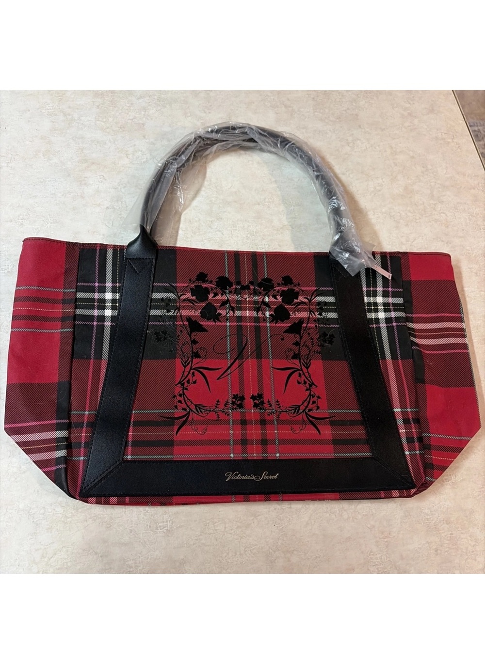 Victoria's Secret Limited Edition Black Friday Red Plaid Tote Large 2020 Bag NEW